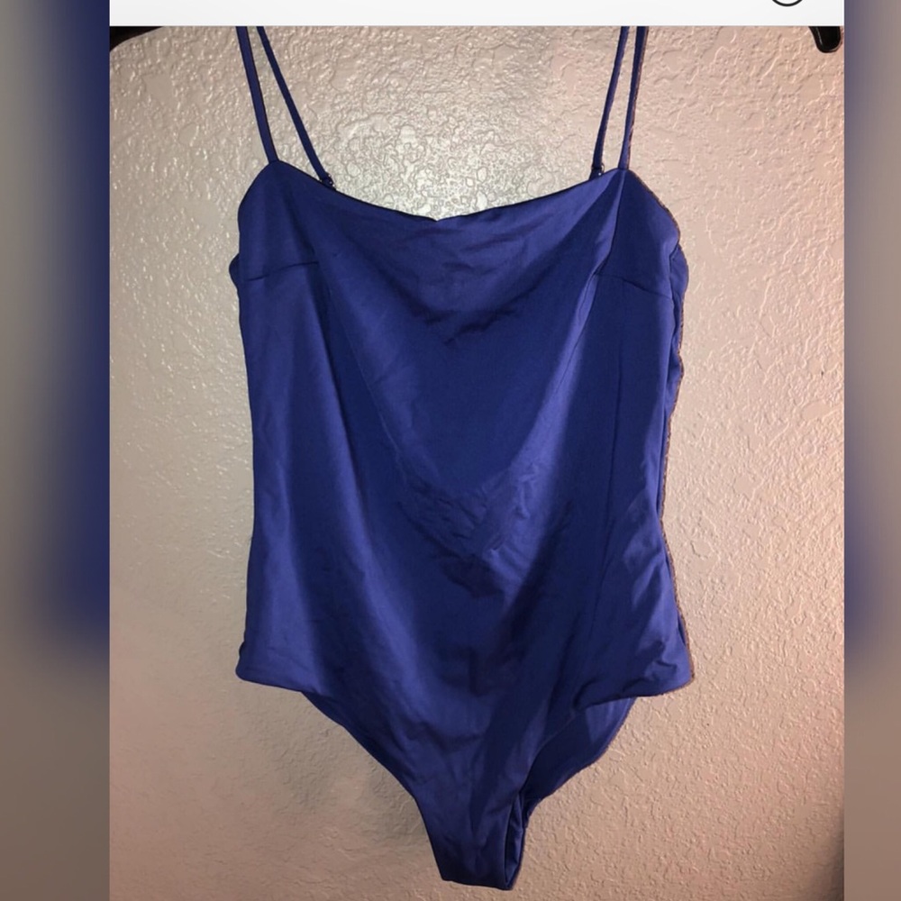 Baiting suit